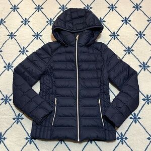 Michael Kors Women's Hooded Packable Down Puffer Jacket - Navy